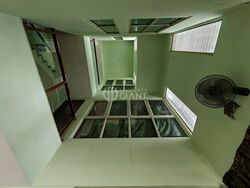 Begonia Drive (D28), Terrace #499790941